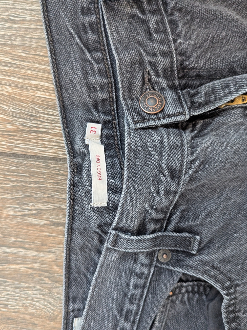 Levi's Baggy Dad Jean Size 31 X 30 Washed Black Grey Rigid Denim - Picture 3 of 10